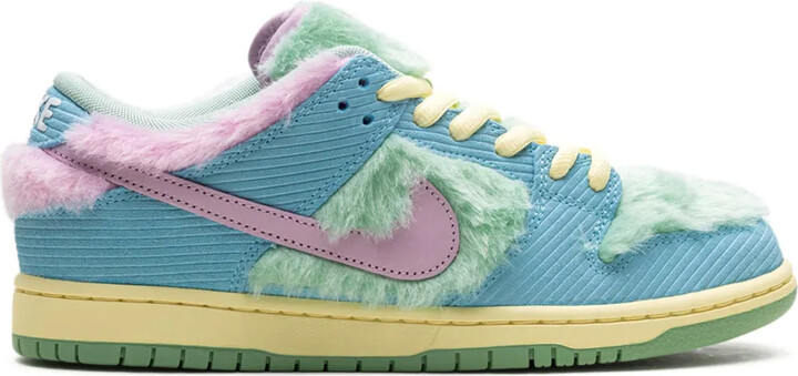 Nike SB Dunk Low "Verdy Visty" sneakers