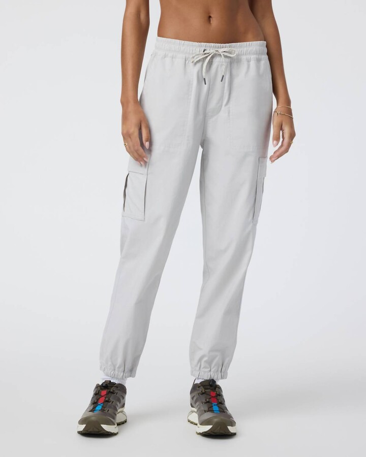 vuori Birch Jogger In Silver Cloud