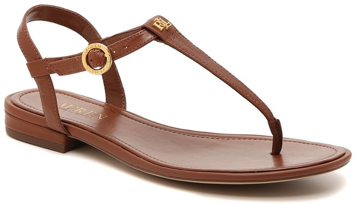 bata sandak slippers