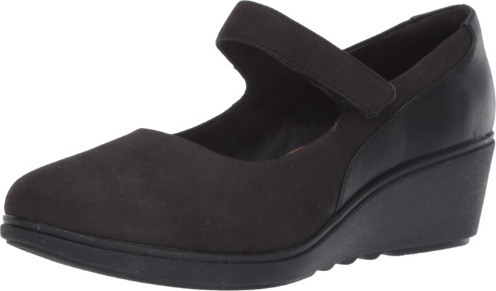 clarks tansy run platform sneaker