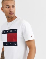 Thumbnail for your product : Tommy Jeans large flag t-shirt in white