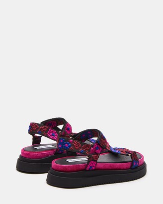 [SALE!!] ★Steve Madden Matina★ サンダル Amazon.com | Steve Madden Women's Matina Sandal, Black