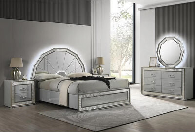 Everly Quinn 7e468ae1ff374cf8890f18deef4bc1f7