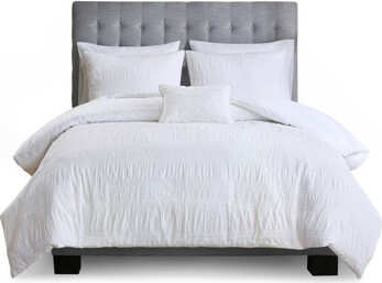 Walton 4 Piece Cotton Seersucker Duvet Cover Set, Soft And Elegant For A Cozy Bedroom Retreat