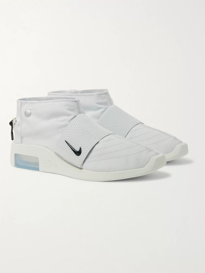 nike with velcro