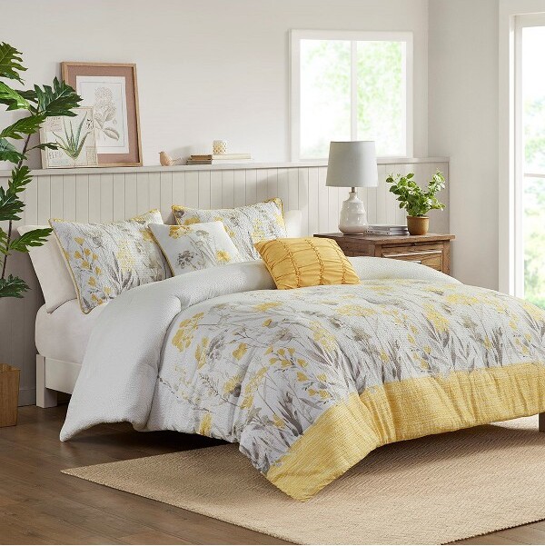 Soscooter 5PieceSeersuckerComforterSetwithThrowPillowsYellowFull/Queen