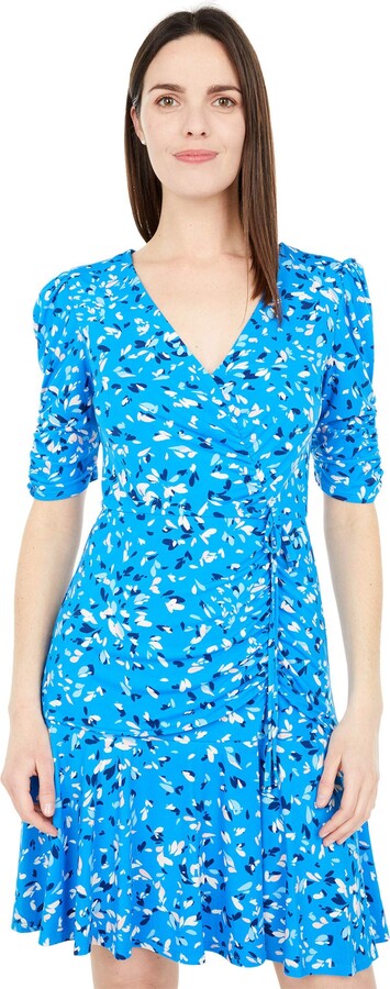 vince camuto v neck dress