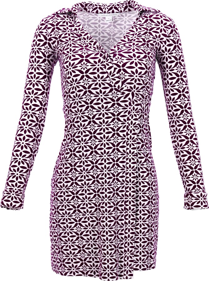 Diane von Furstenberg Printed Wrap Dress in Red Viscose