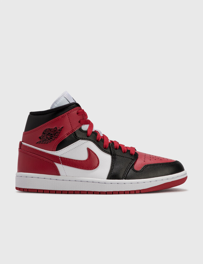 jordan mid lace length
