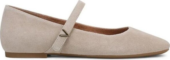 Vionic Women's Alameda Flats Regular 6 Lucid Beige