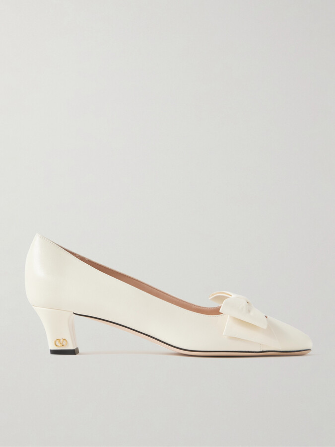 Valentino Garavani Bowow 45 Bow-embellished Leather Pumps - Ivory