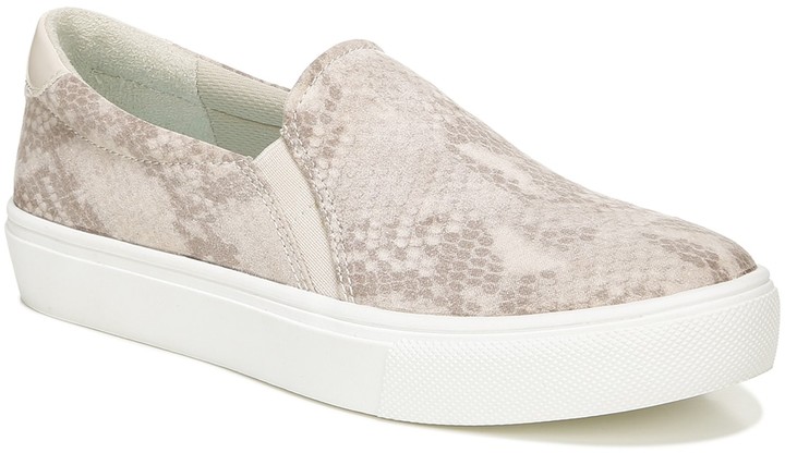 nova slip on sneaker