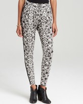 Thumbnail for your product : Three Dots Cropped Printed Easy Pant
