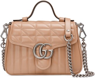 Biscuit Geplooid Shilling Gucci GG Marmont mini top handle bag - ShopStyle