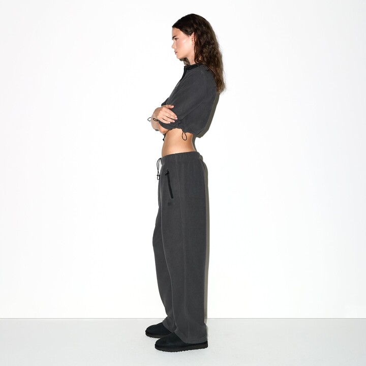 SKIMS Outdoor Fleece Straight Leg Pants | Ash