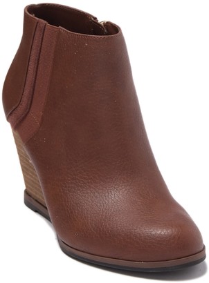 dr scholl's patch wedge bootie