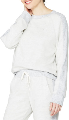 raglan sleeve sweatshirts