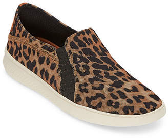 yuu bethanee slip on shoes