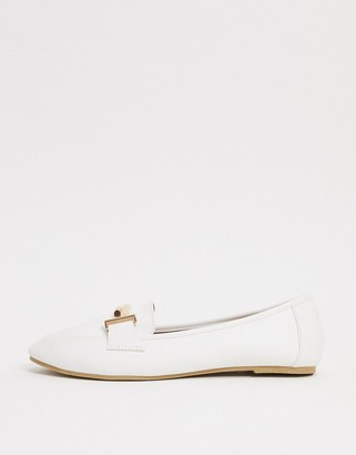 Raid Nidhi loafer with gold snaffle in white