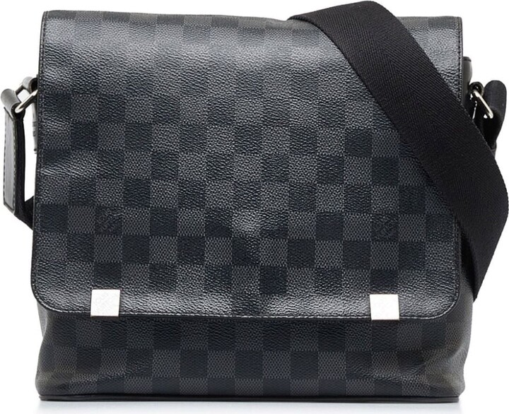 Louis Vuitton Black Damier District Messenger Bag worn by Central