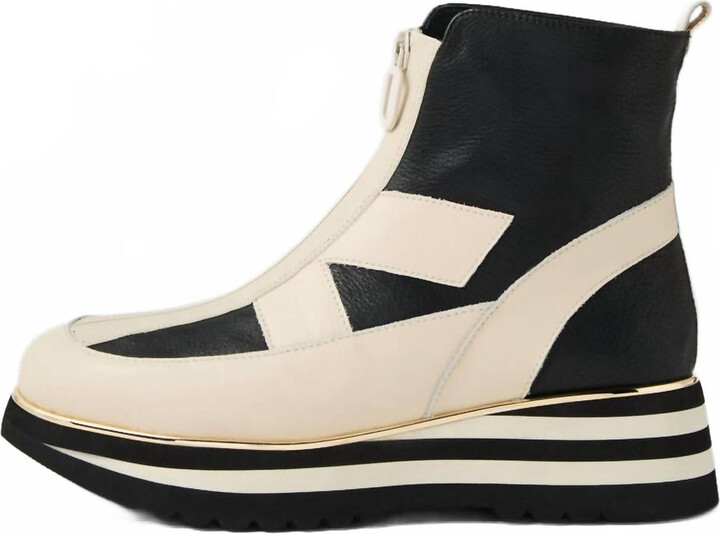 Django & Juliette Women's Ebbiela Boot In Milk-Black Leather