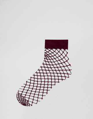 ASOS Design 2 Pack Oversized Fishnet Socks In White And Berry