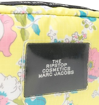 Marc Jacobs The Ripstop cosmetic pouch