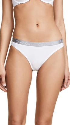 Calvin Klein Underwear Radiant Cotton Thong 3 Pack