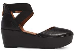 Gentle Souls by Kenneth Cole Nyssa Platform Wedge