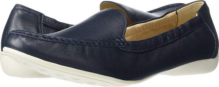 Driver Club Usa Women's Leather Made in Brazil Venetian Scrunch Back Loafer  Flat (Navy Nappa Soft) Women's Flat Shoes - ShopStyle