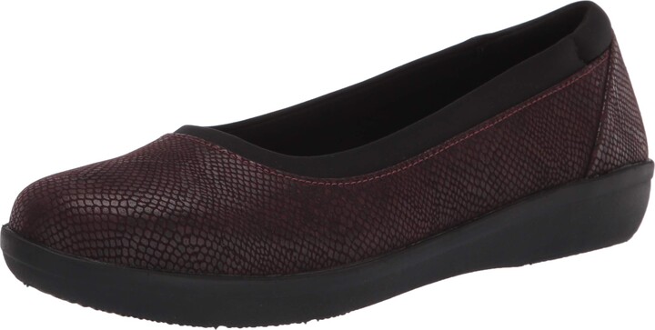 clarks ballet flats canada