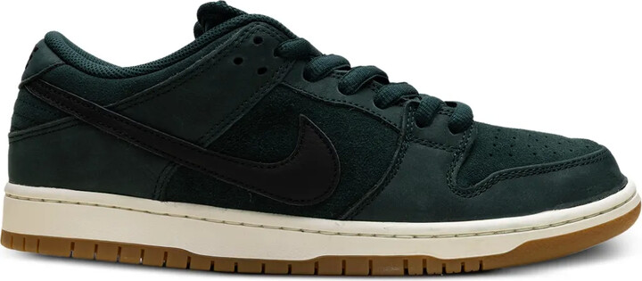 Nike SB Dunk Low Pro low-top sneakers