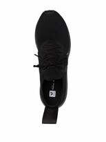 Thumbnail for your product : Veja Logo-Patch Low-Top Sneakers