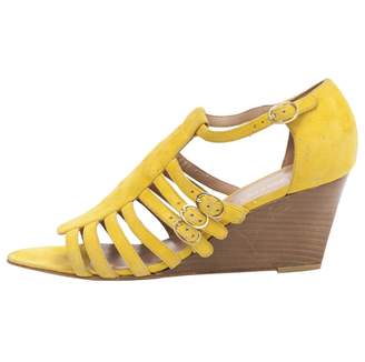 Avril Gau Yellow Suede Sandals