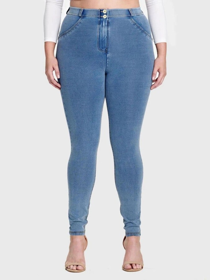 Freddy Women's Curvy High-Rise Sculpting Skinny Jeans