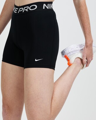  Nike Pro 5 Inch Shorts Women
