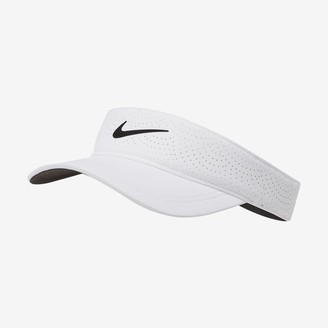white nike fitted hat