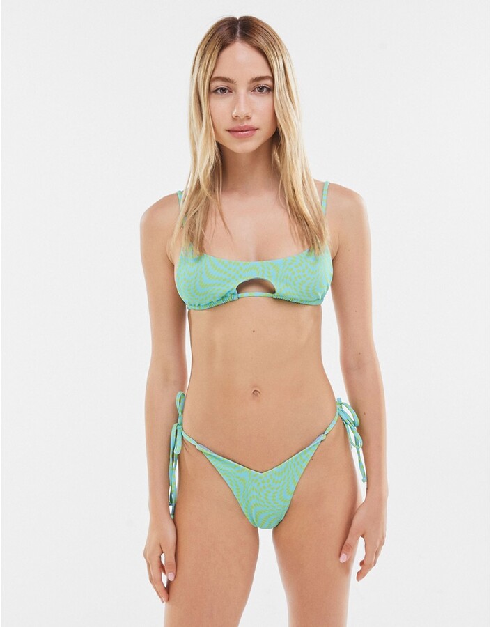 Bershka geometric bikini bottoms in green - part of a set - ShopStyle Two  Piece Swimsuits