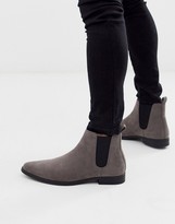 b2 chelsea boots