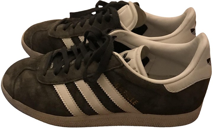 adidas gazelle grey suede