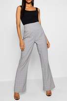 Thumbnail for your product : boohoo Relaxed Fit Woven Check Flared Trousers