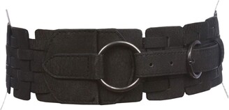 black ring belt