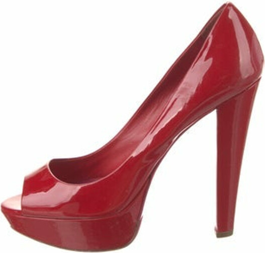 miu miu patent leather platform pumps