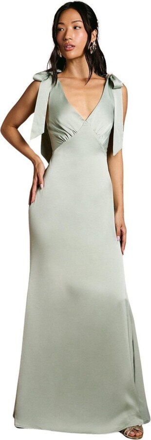 Coast Petite Satin Back Maxi Bridesmaid Dress