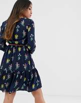 Thumbnail for your product : Yumi Petite belted smock dress in floral print