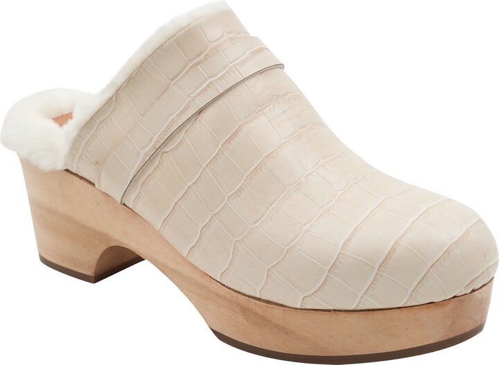 faux fur clog