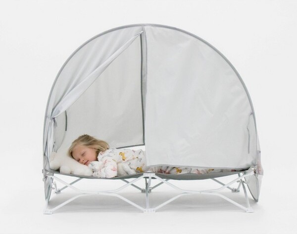Regalo RegaloMyCotDeluxePortableToddlerBedWithCanopy