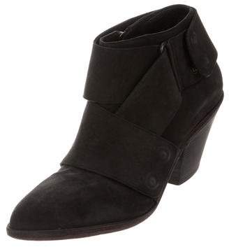 Ld Tuttle Leather Pointed-Toe Ankle Boots