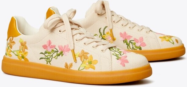 howell court floral sneaker