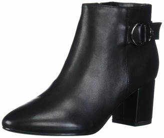 bandolino black ankle boots